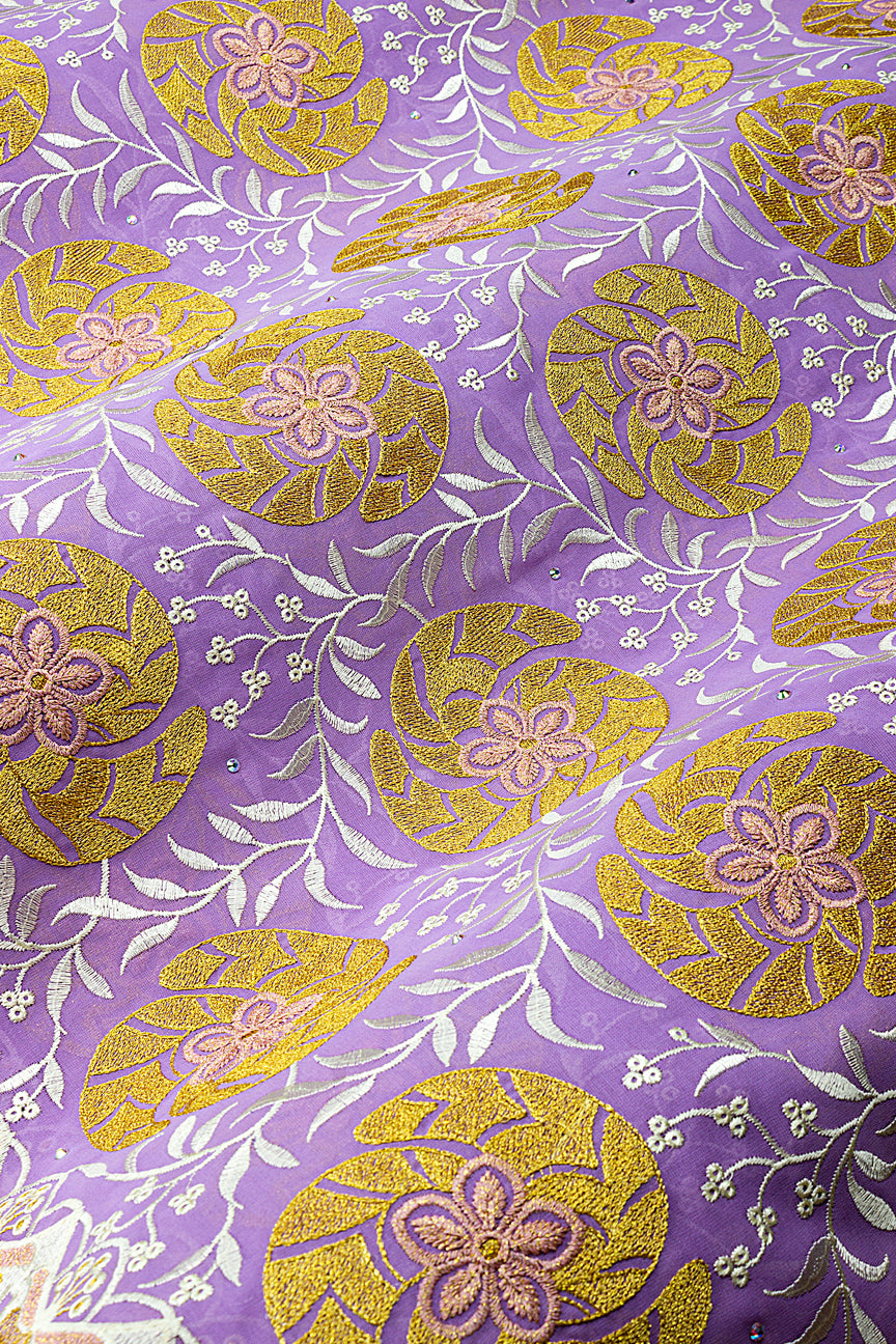 FSL800 - Stunning Fine Swiss Lace - Lilac & Gold