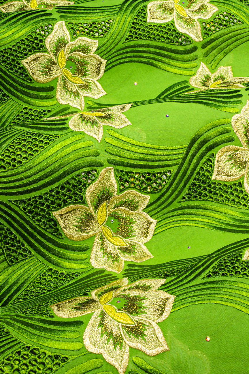 FSL764 - Stunning Fine Swiss Lace - Lime Green & Gold