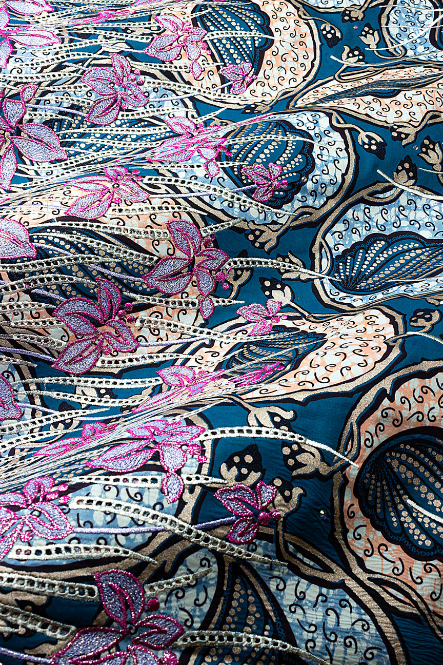 Vlisco Super Wax Gold Exclusive with Lace Embroidery - VHL5402