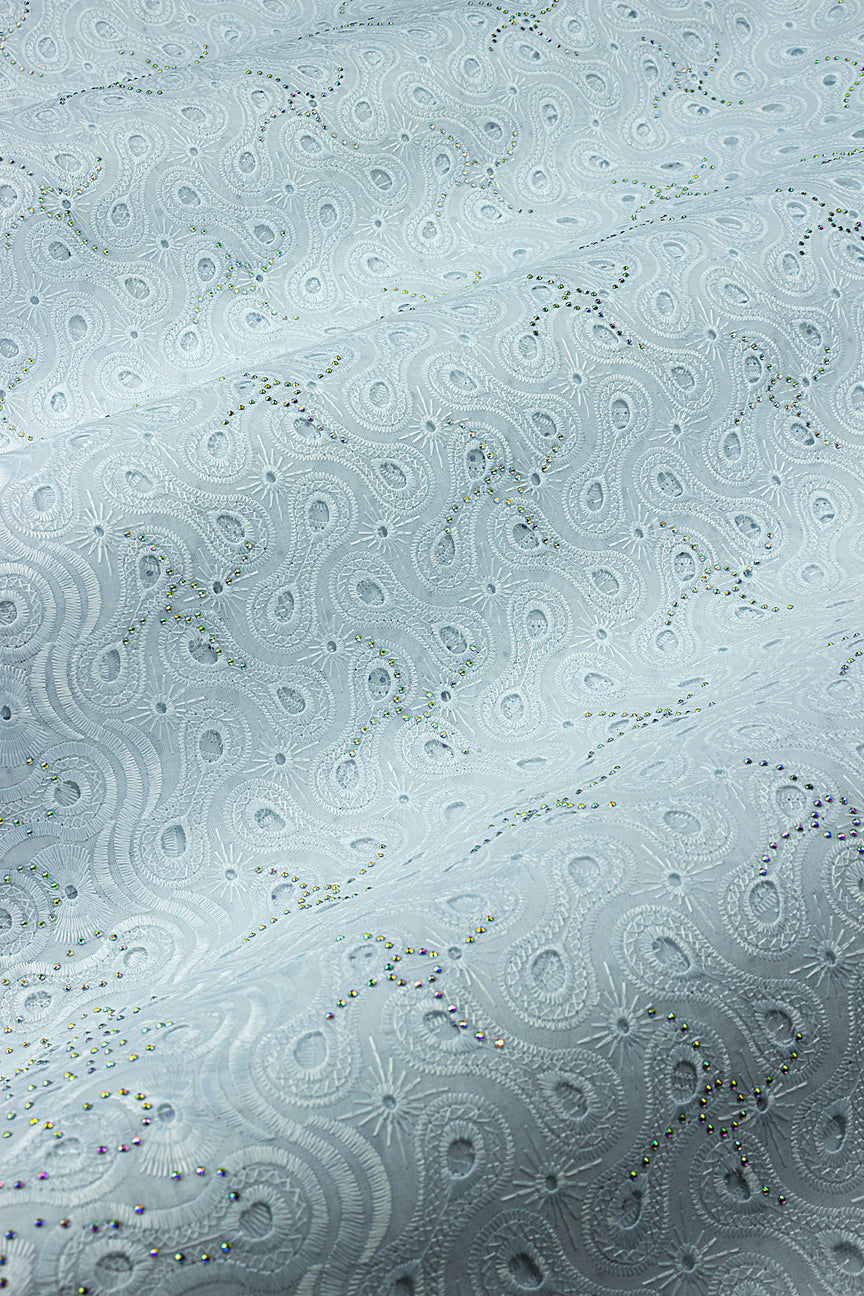 Voile Lace in White - VL688